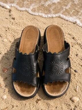 Dansko Black Leather Comfort Slide Sandals Chunky Euro Minimalist